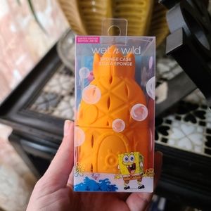 Pinapple Beauty Sponge Holder